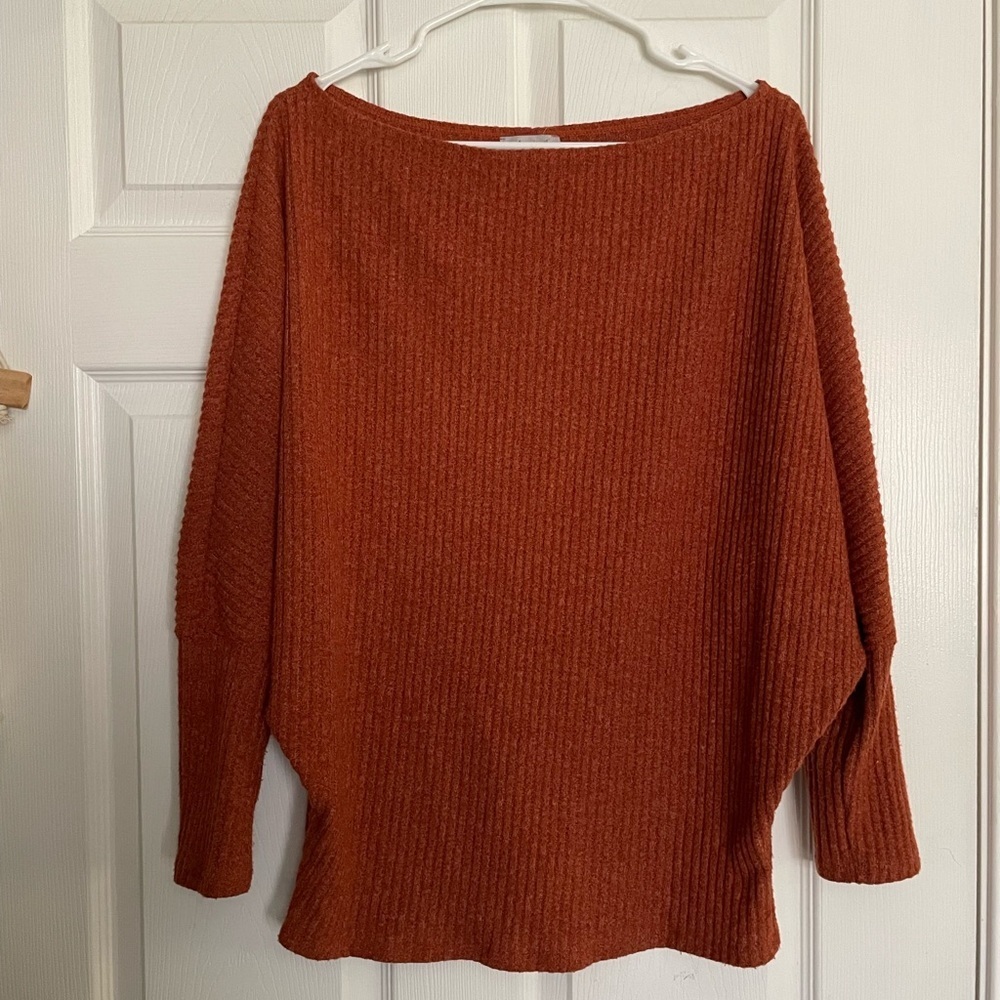 White Birch Rust Orange Crew Neck Sweater Size Small